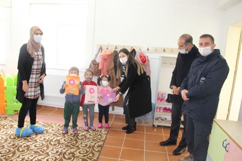 Kaymakamımız Şeyma Polat, Köy Okullarını Ziyaret Etti.